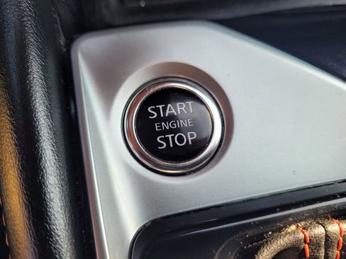 Used 2023 Nissan Altima 2.5 SR w/ SR Premium Package image 21