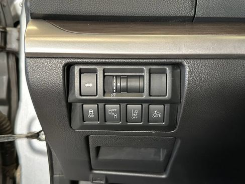 Used 2019 Subaru Legacy 3.6R Limited AWD/4WD image 18
