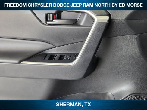 Used 2025 Toyota RAV4 LE image 18