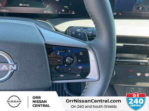 Used 2025 Nissan Murano SV FWD image 20