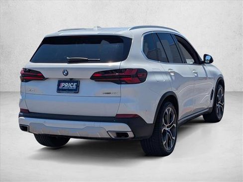 Used 2025 BMW X5 sDrive40i w/ Parking Assistance Package RWD image 5