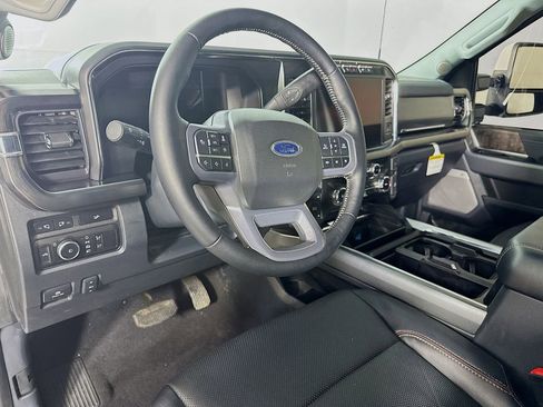Used 2023 Ford F450 Lariat w/ Lariat Ultimate Package image 9