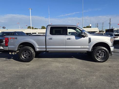 Used 2020 Ford F250 Platinum w/ FX4 Off-Road Package image 4