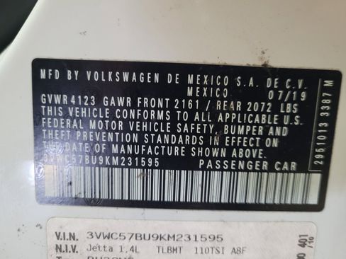 Used 2019 Volkswagen Jetta SE w/ Cold Weather Package FWD image 33