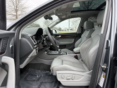 Used 2019 Audi Q5 2.0T Premium Plus w/ Premium Plus Package image 23