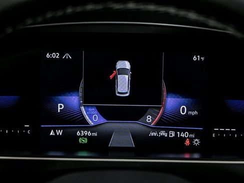 Certified 2024 Volkswagen Tiguan SE w/ Panoramic Sunroof Package image 17