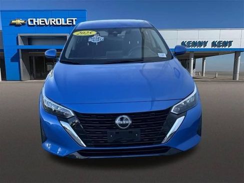 Used 2025 Nissan Sentra SV FWD image 7