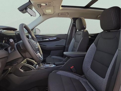 Used 2026 Chevrolet TrailBlazer LT w/ LT Cold Weather Package FWD image 14