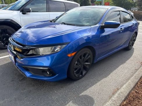 Used 2021 Honda Civic Sport image 2