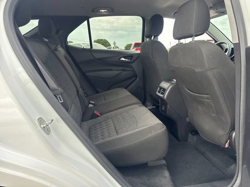 Used 2024 Chevrolet Equinox LT FWD image 12