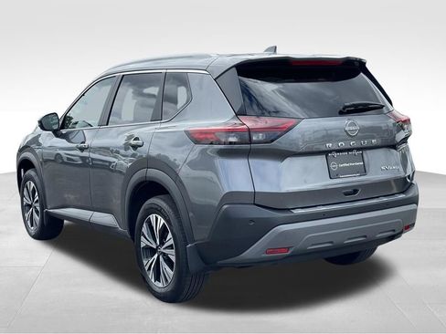 Certified 2021 Nissan Rogue SV w/ Premium Package AWD/4WD image 5