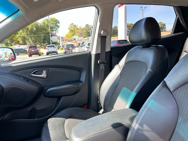 Used 2012 Hyundai Tucson GLS FWD image 28