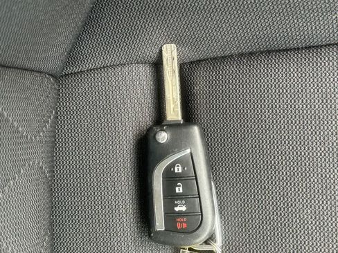 Used 2024 Toyota Corolla LE FWD image 19