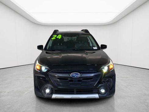 Used 2024 Subaru Outback Limited AWD/4WD image 2