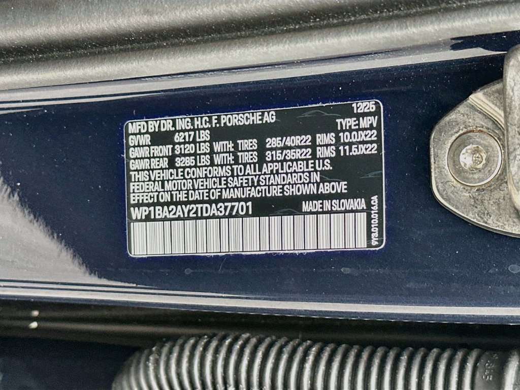 Certified 2026 Porsche Cayenne Coupe AWD/4WD image 31
