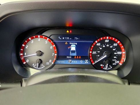 Used 2025 Nissan Frontier PRO-4X w/ Interior Protection Package AWD/4WD image 14