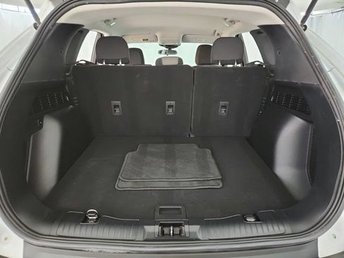Used 2022 Ford Escape SE FWD image 29