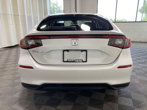 Used 2024 Honda Civic EX-L image 6