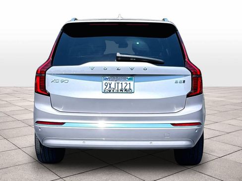 Used 2026 Volvo XC90 B5 Plus w/ Protection Package AWD/4WD image 7