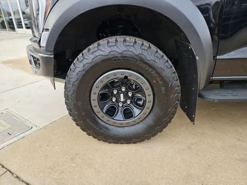 Used 2023 Ford F150 Raptor image 13