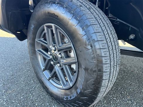 Used 2024 Jeep Wrangler Sport S image 9