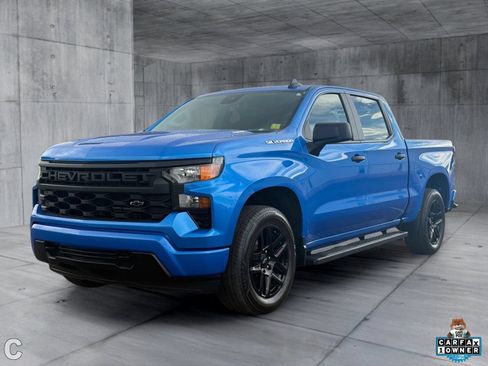 Certified 2025 Chevrolet Silverado 1500 Custom AWD/4WD image 2