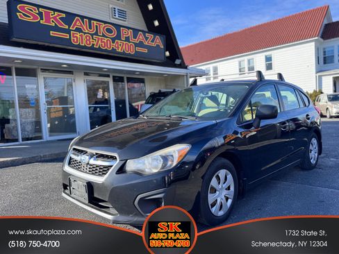 Used 2013 Subaru Impreza 2.0i image 1