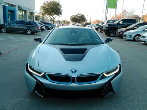 Used 2015 BMW i8 image 3