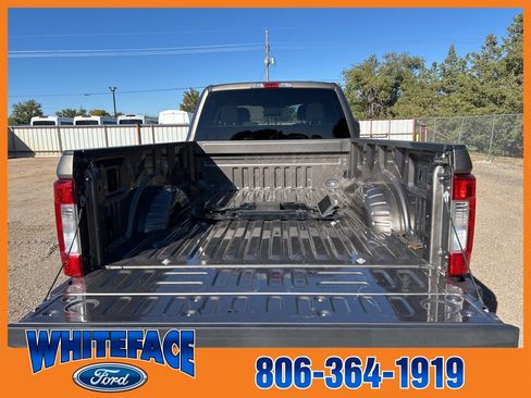 Used 2019 Ford F250 XLT w/ XLT Value Package image 6