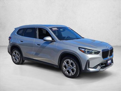 Used 2023 BMW X1 xDrive28i w/ Convenience Package image 3
