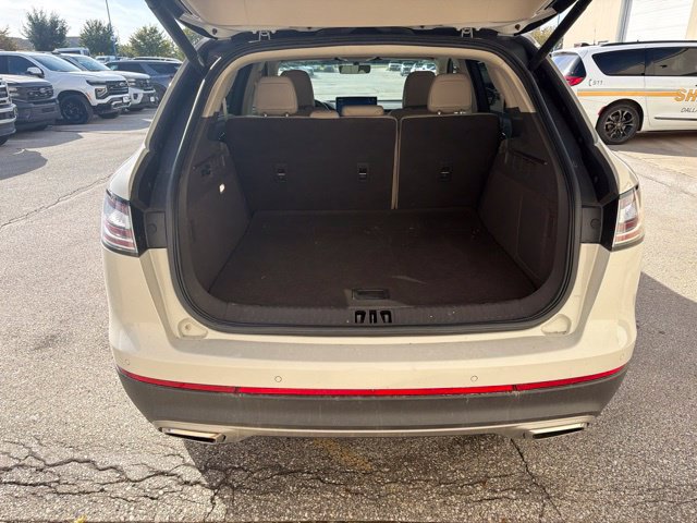 Used 2022 Lincoln Nautilus FWD w/ Premium Package image 14