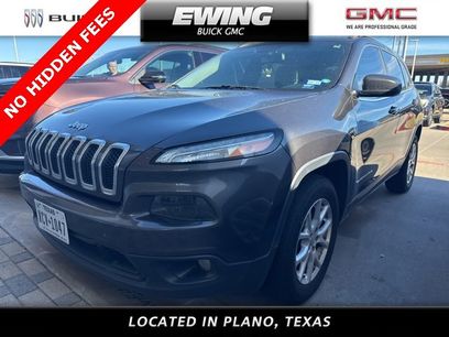 Used 2017 Jeep Cherokee Latitude w/ Comfort & Sound Group