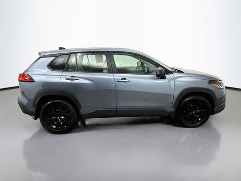 Used 2025 Toyota Corolla Cross L AWD/4WD image 8