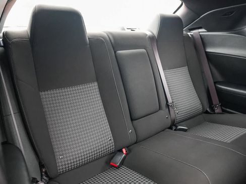 Used 2022 Dodge Challenger R/T image 17