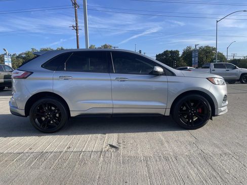 Used 2024 Ford Edge ST w/ Equipment Group 401A AWD/4WD image 2