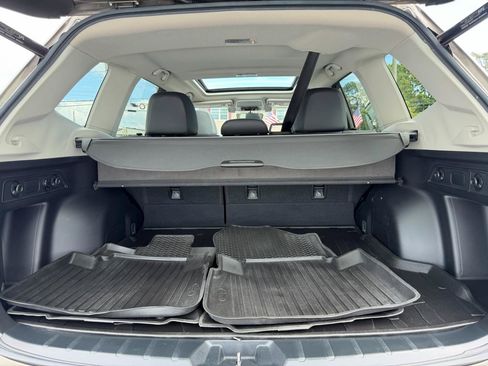 Used 2019 Subaru Forester Limited w/ Popular Package #3 AWD/4WD image 31