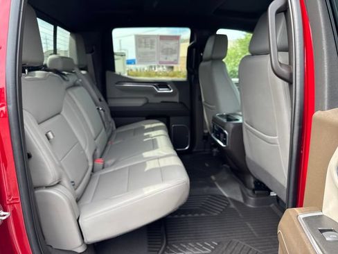 Used 2023 Chevrolet Silverado 1500 LTZ AWD/4WD image 30