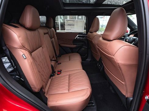 New 2026 Mitsubishi Outlander SEL AWD/4WD image 31