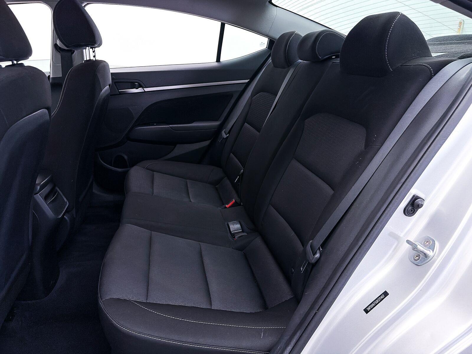 Used 2018 Hyundai Elantra SEL FWD image 28
