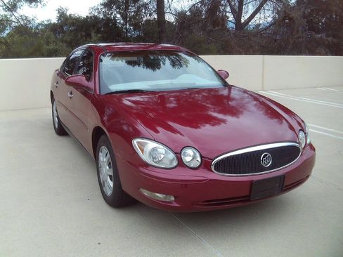 Used 2006 Buick LaCrosse CX FWD image 1