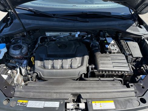 Used 2022 Volkswagen Tiguan SE image 20