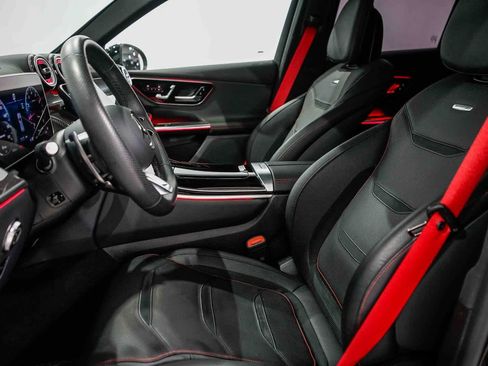 Used 2025 Mercedes-Benz GLC 43 AMG 4MATIC image 17