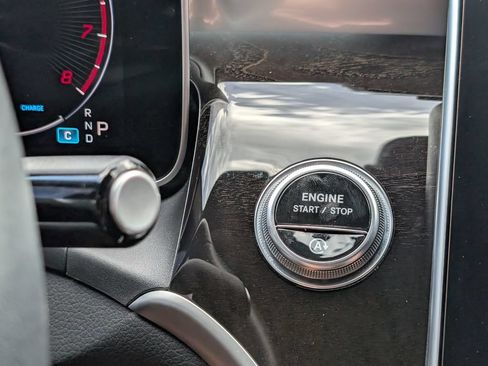 Certified 2024 Mercedes-Benz GLC 300 4MATIC image 21