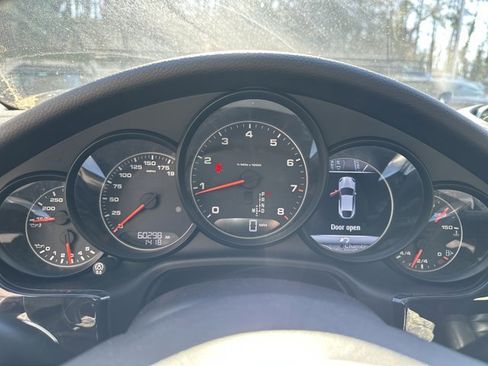 Used 2016 Porsche Panamera Edition image 28
