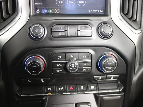 Used 2022 Chevrolet Silverado 1500 LT w/ LPO, Dark Essentials Package RWD image 8