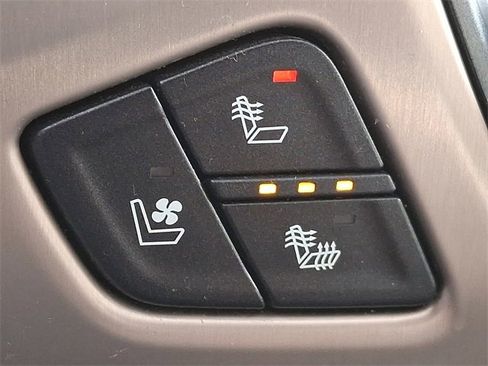 Used 2016 GMC Sierra 2500 Denali w/ Duramax Plus Package image 26