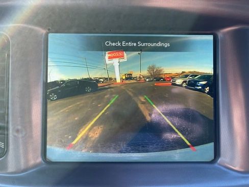 Used 2020 Dodge Charger R/T w/ Blacktop Package image 18