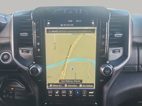 Used 2020 RAM 2500 Laramie w/ Night Edition image 13