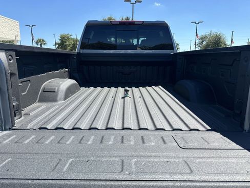 Used 2025 Chevrolet Silverado 2500 LTZ w/ LTZ Convenience Package image 32