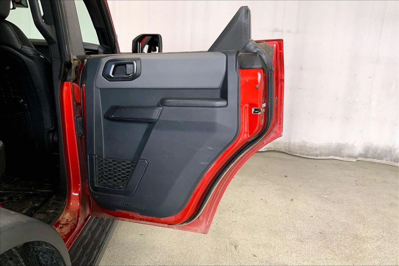 Used 2024 Ford Bronco Big Bend w/ Sasquatch Package AWD/4WD image 23